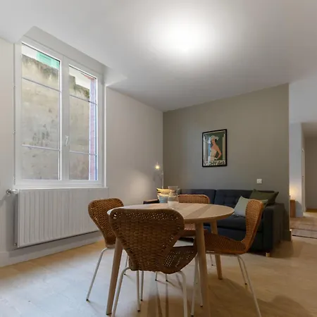Apartment Desroziers - Design En Centre