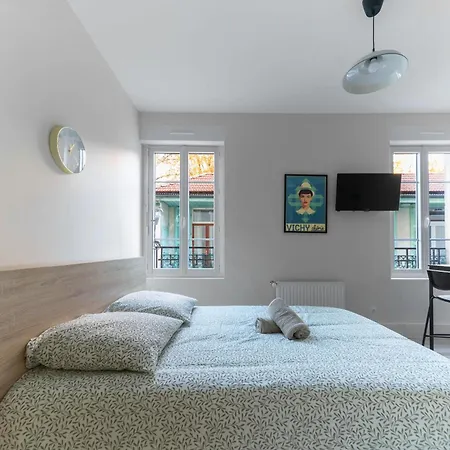 Desroziers - Design En Centre * Vichy