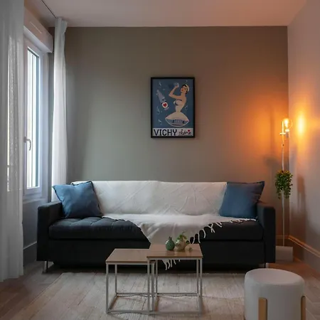 Apartment Desroziers - Design En Centre Vichy